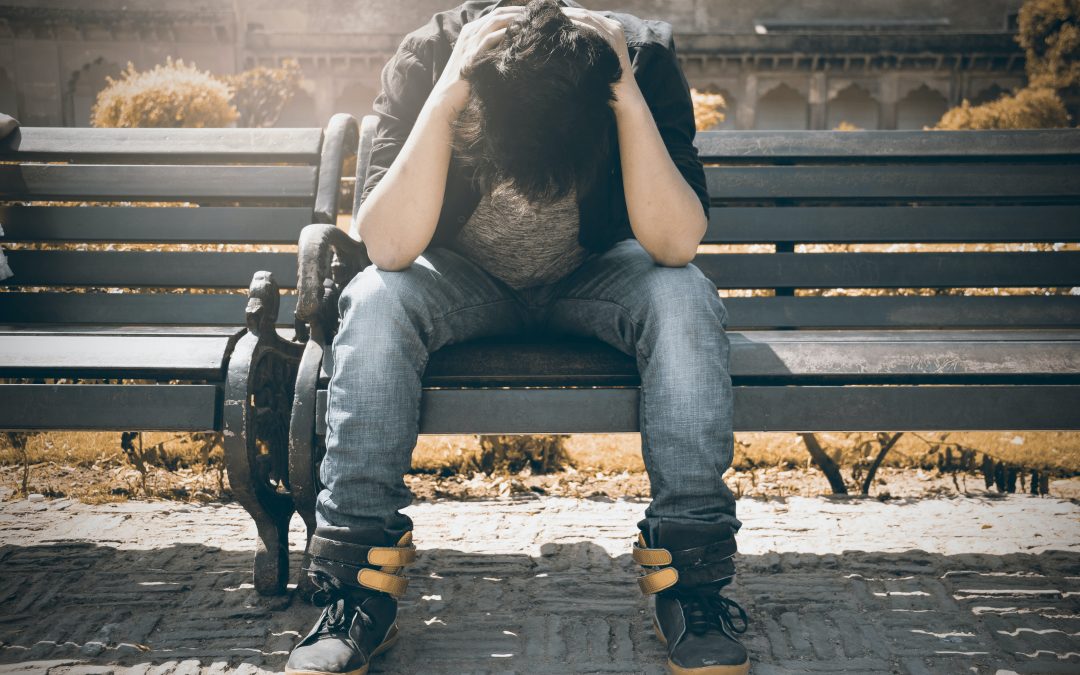 Come de-fonderci dai nostri pensieri… negativi! Un nuovo approccio alla sofferenza causata dai nostri stessi pensieri